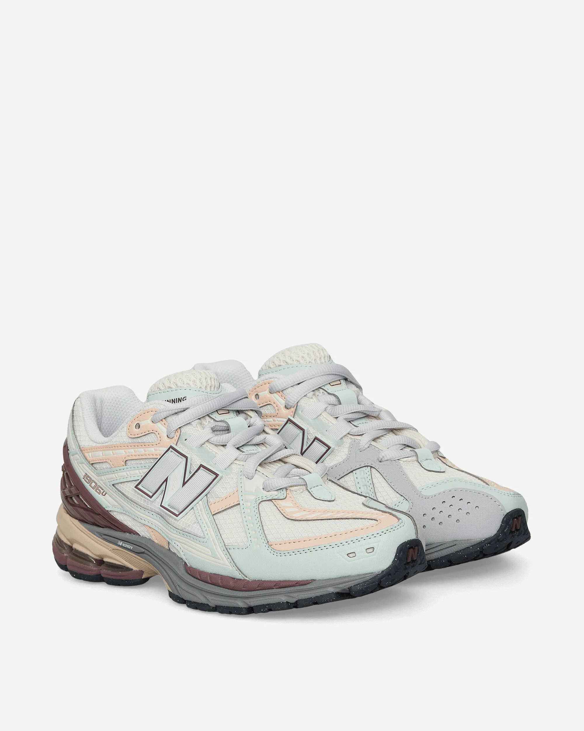 1906R Clay Ash Sneakers - Modern, Comfortable, High-Performance Footwear