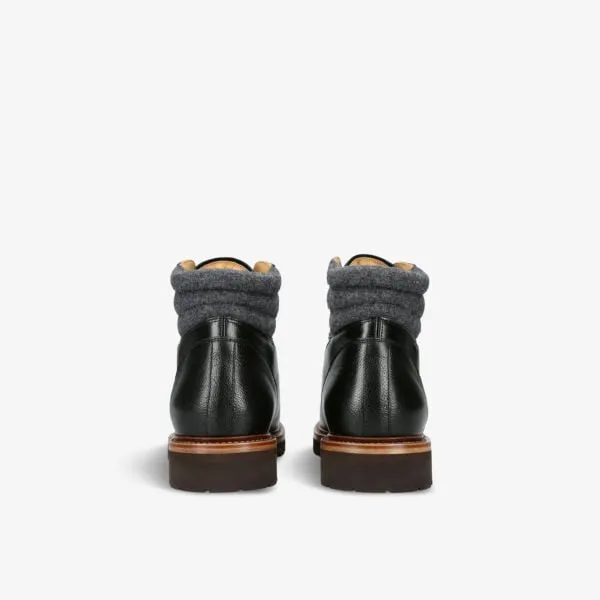 Brunello Cucinelli Leather Hiking Boots with Thick Soles and Tonal Stitching, Black