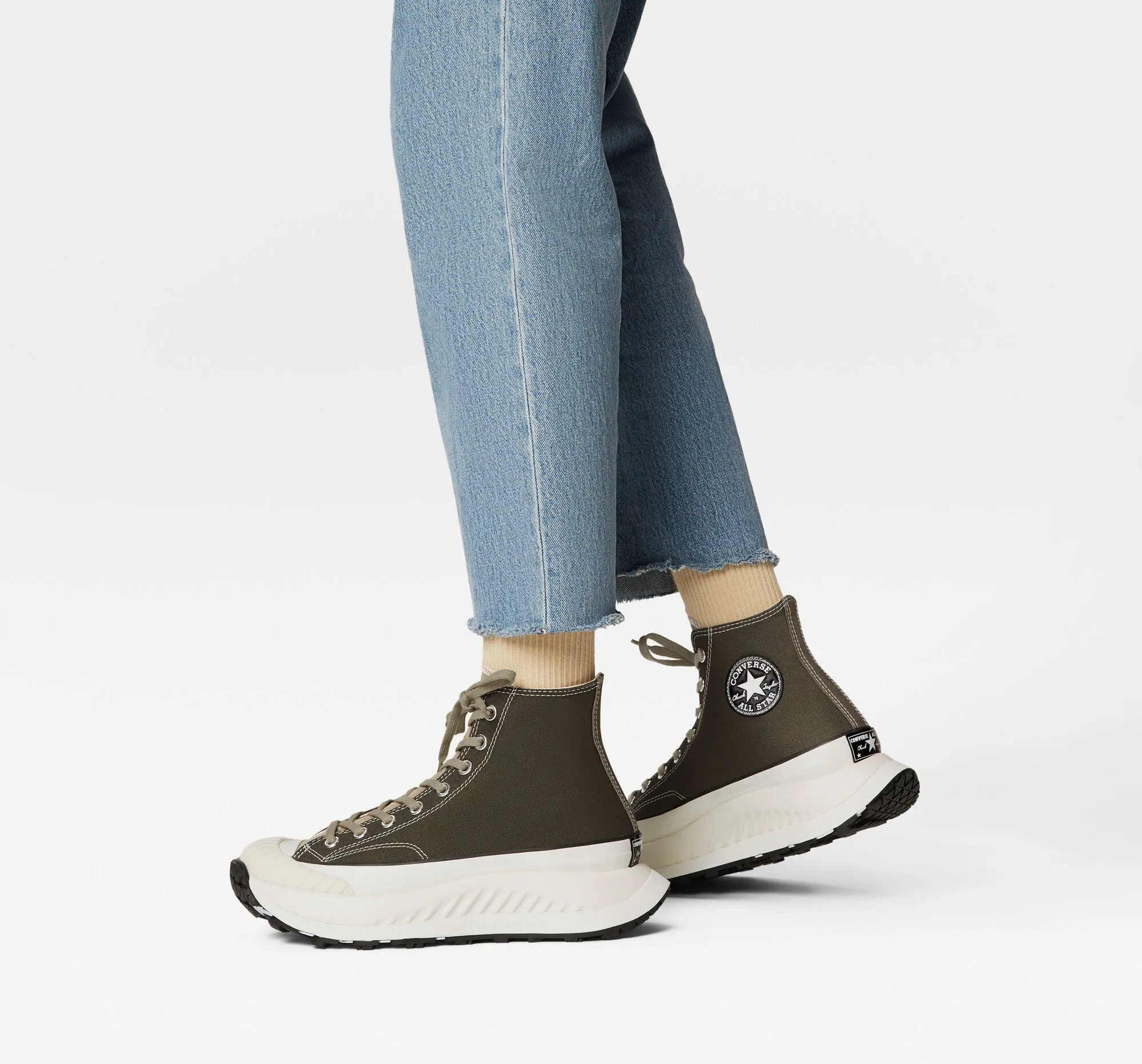 Converse Utility Chuck 70 AT-CX: Enhanced Comfort Future Edition Sneakers