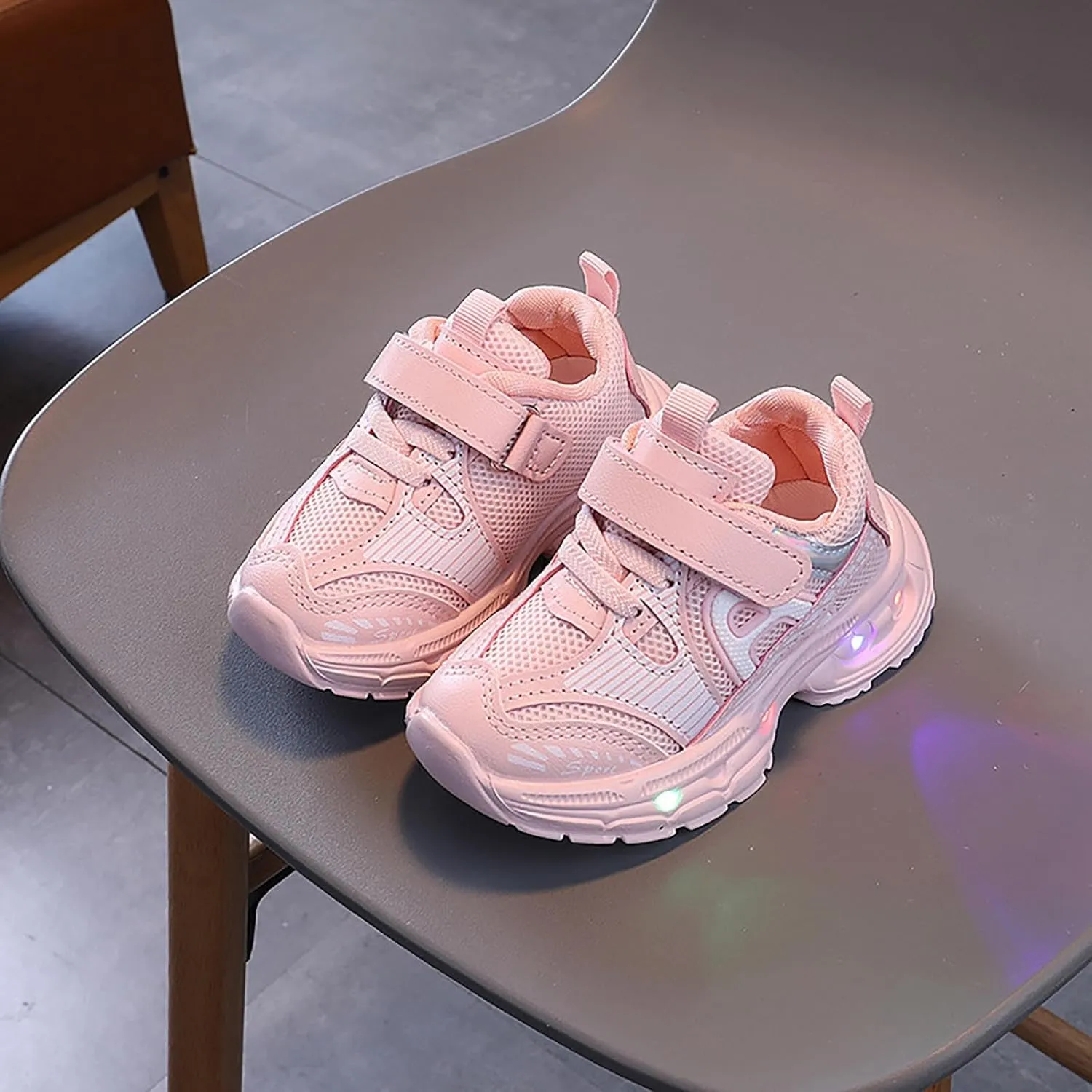 Toddler Baby Walking Sneakers Fashion LED Light Shoes Boys Girls Soft Sports Hook Loop Walking Tennis Shoes